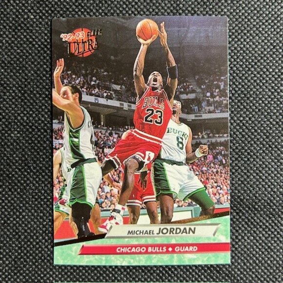 1992-93 Fleer Ultra Basketball #27 Michael Jordan BULLS HOF MINT - Picture 1 of 2